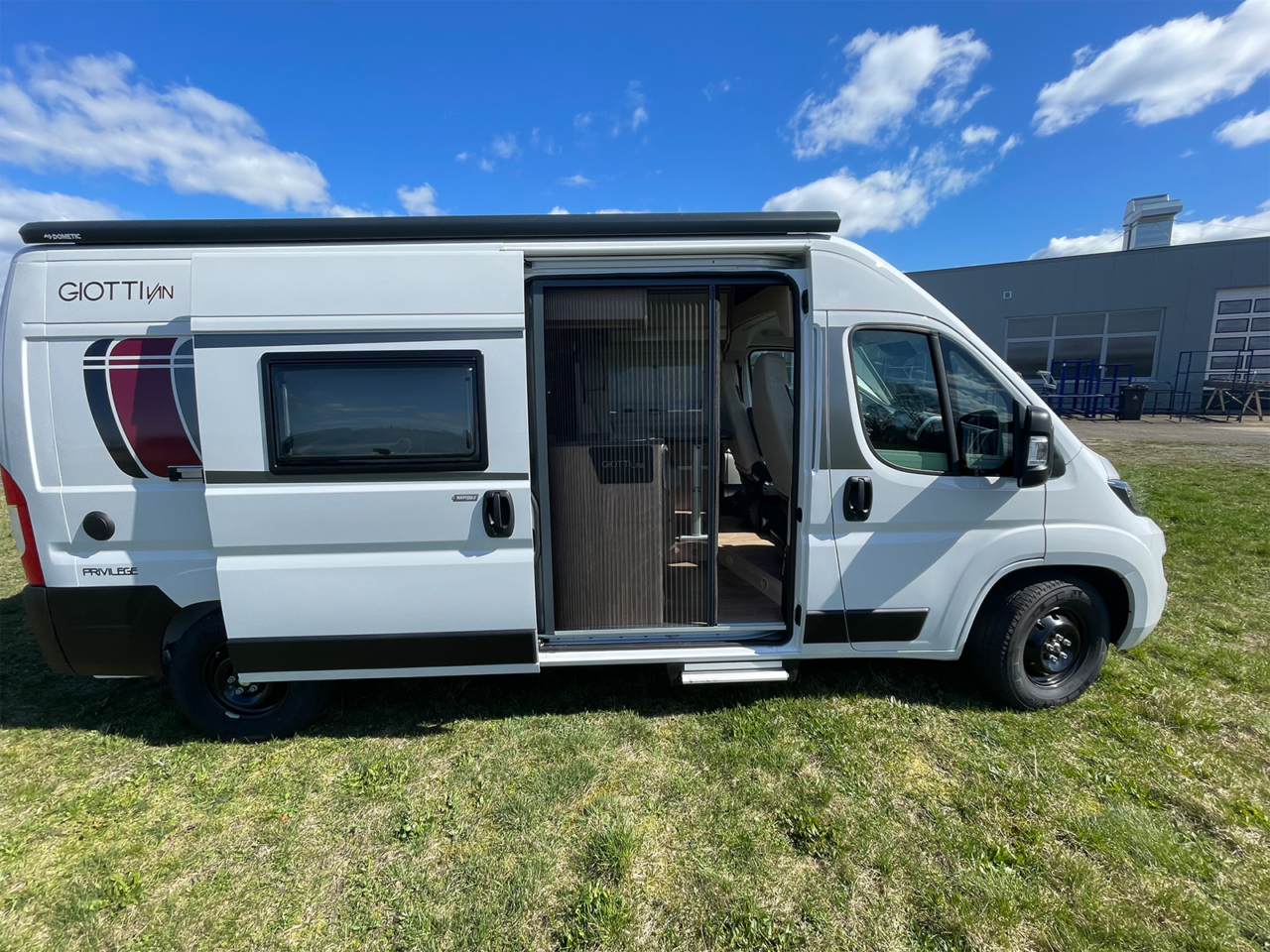 60T Van – Ansicht 3